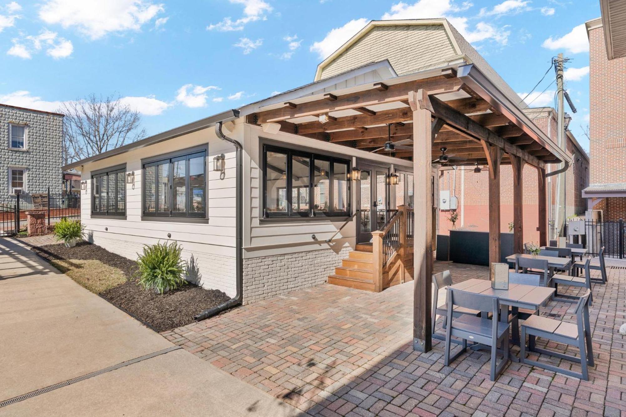 27 On Park Boutique Hotel & Venue Dahlonega Extérieur photo